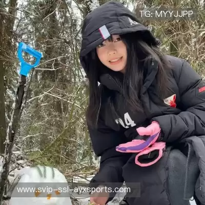 鲁羿嵩